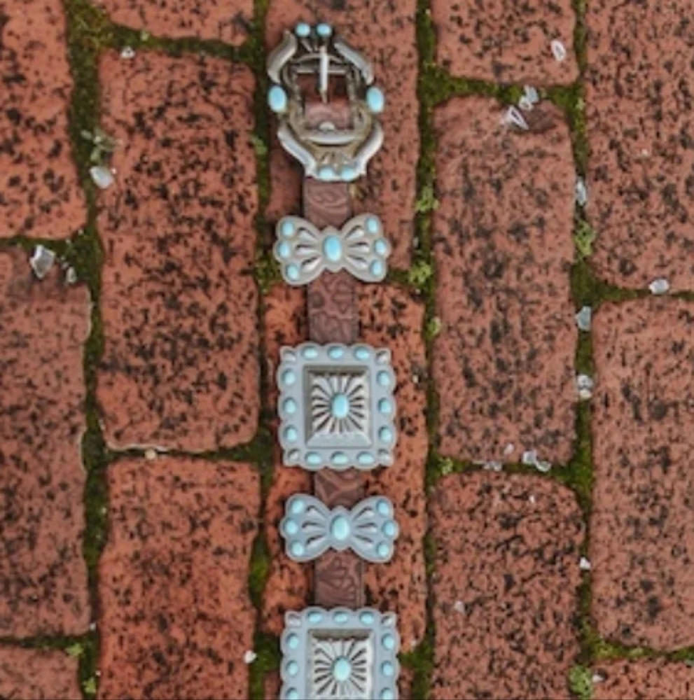 L&B Turquoise and Brown Leather Western Concho Belt - Picture 2 of 2